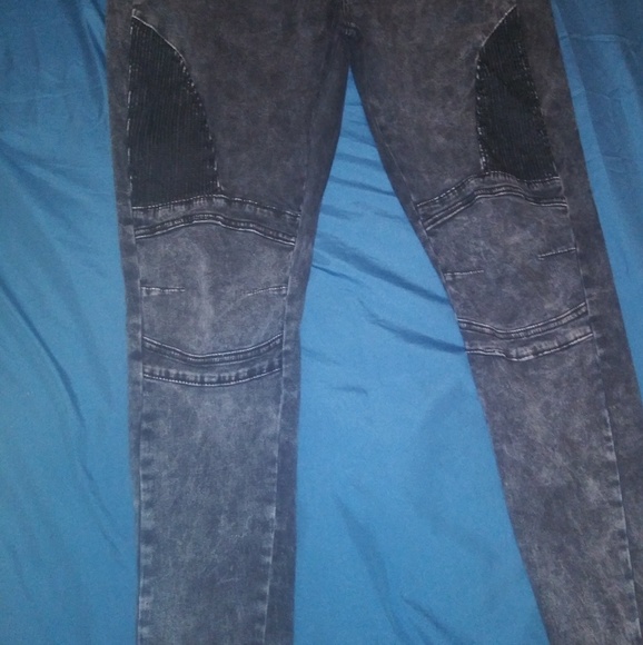 Gray/Black Skinny jeans - Picture 3 of 3